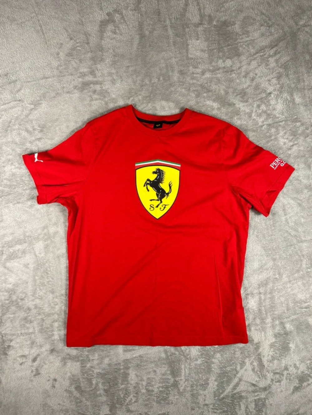 PUMA Men's Red Scuderia  Ferrari Race Big Shield Logo T-Shirt Size M